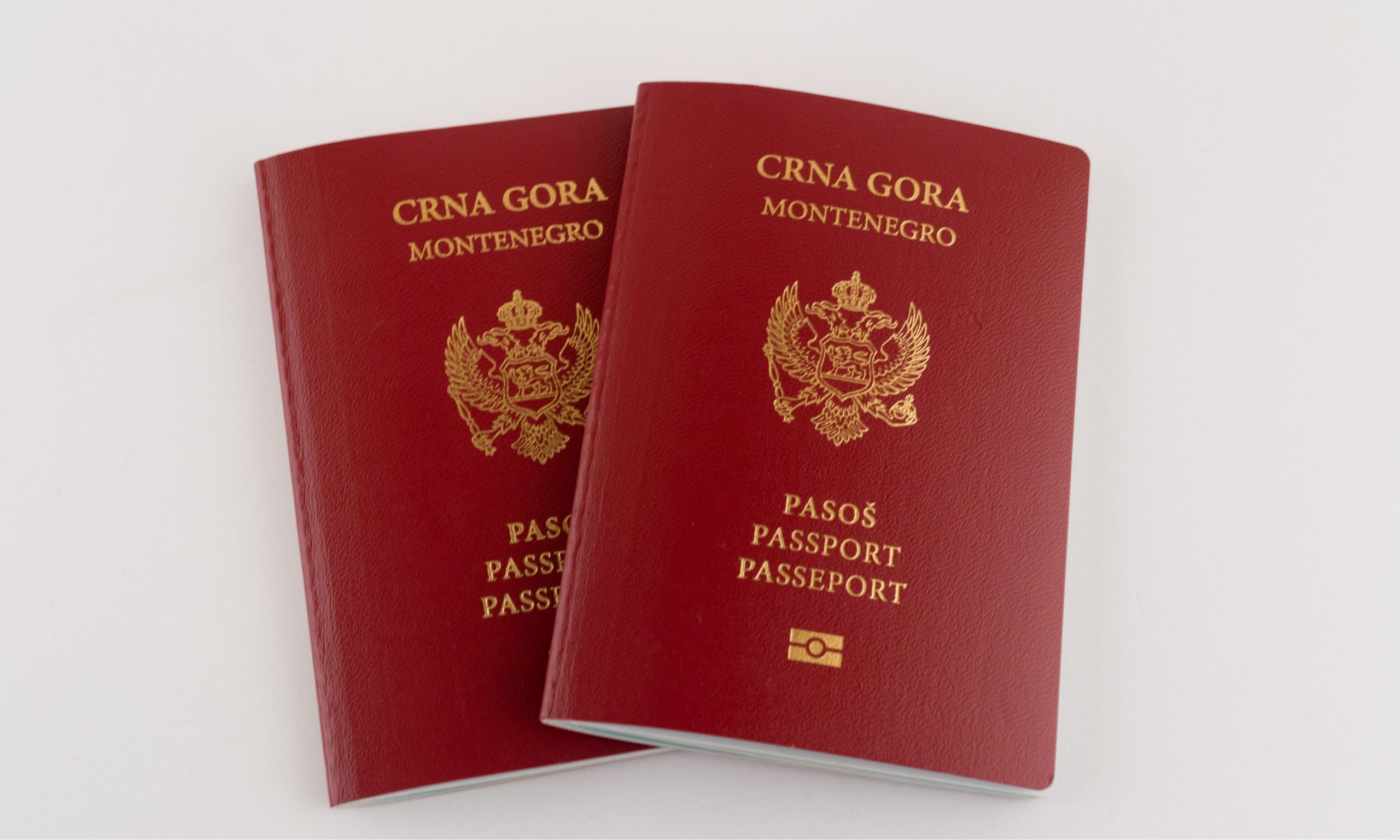 جواز سفر مونتينيغرو “الجبل الأسود”