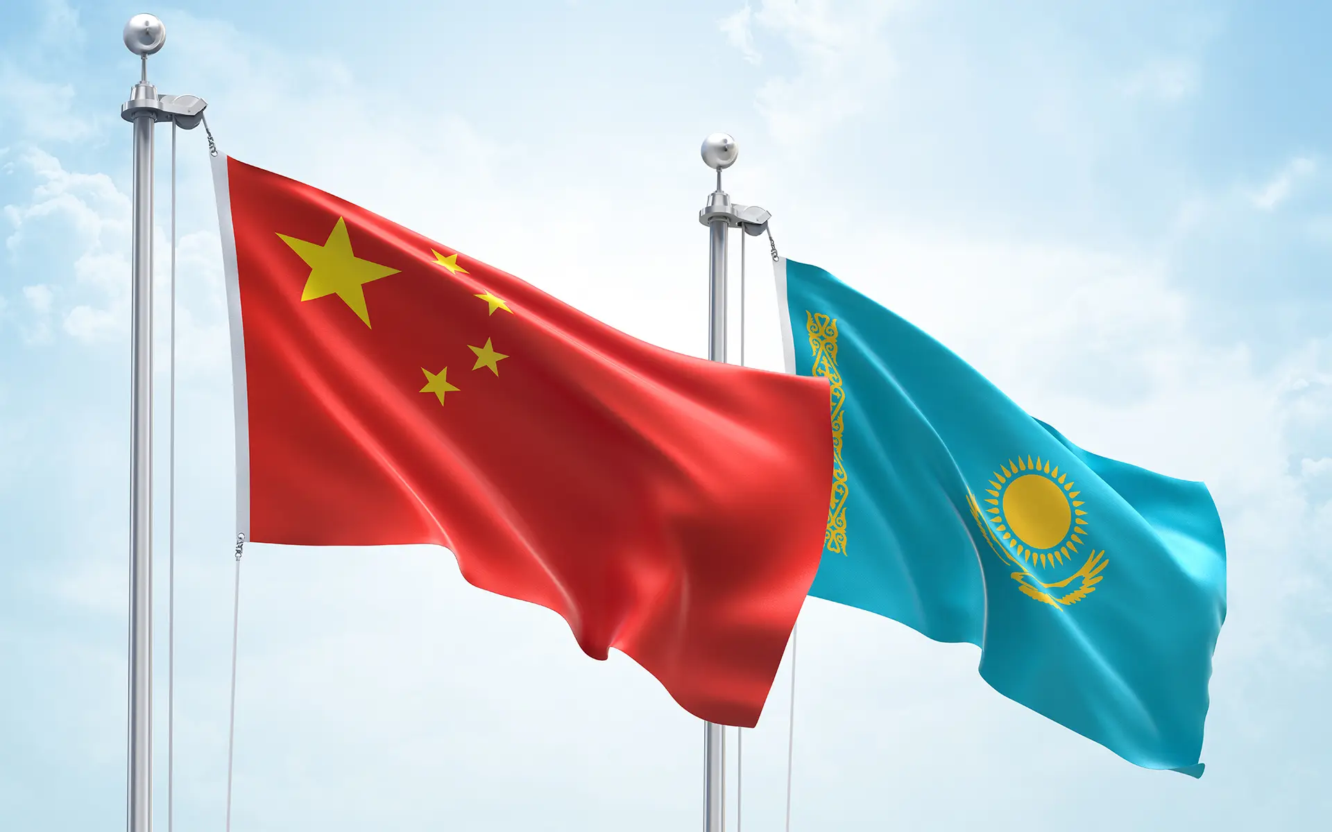 الصين وكازاخستان توقعان اتفاقية للإعفاء المتبادل من التأشيرات