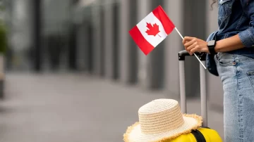 كندا تضيف 13 دولة إلى المؤهلين لتصريح السفر الإلكتروني (eTA) من بينها سانت لوسيا وسانت كيتس ونيفيس